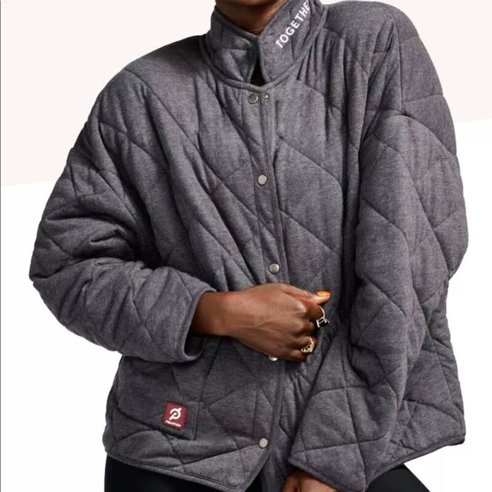 PELOTON Together We Go Far Gray Puffer Jacket Sweater – Medium